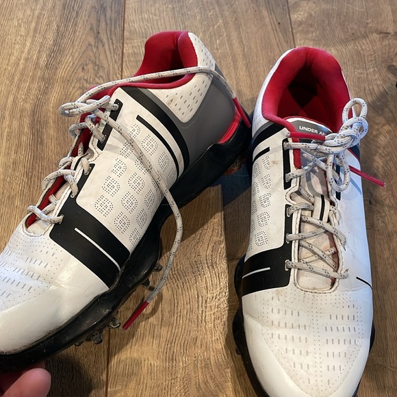 Under Armour kids golf shoes good condition size 4 - Picture 2 of 9